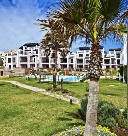 Aparthotel Albayt Beach