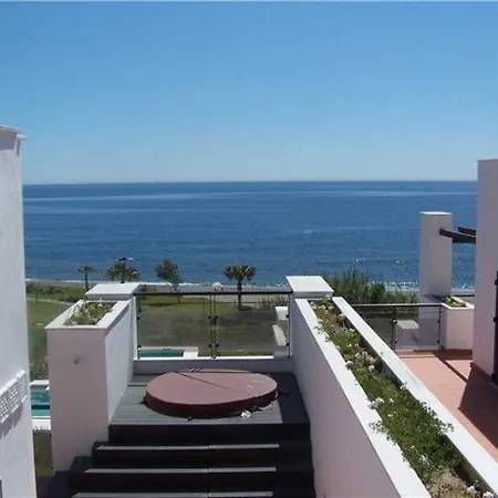 Aparthotel Albayt Beach 3*
